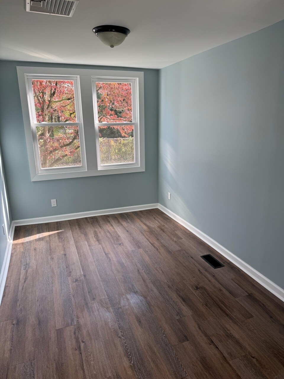 Building Photo - 24 S Rockland Ave