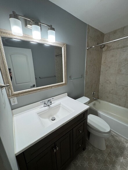 36 inch vanity - 520 Mariedale Dr