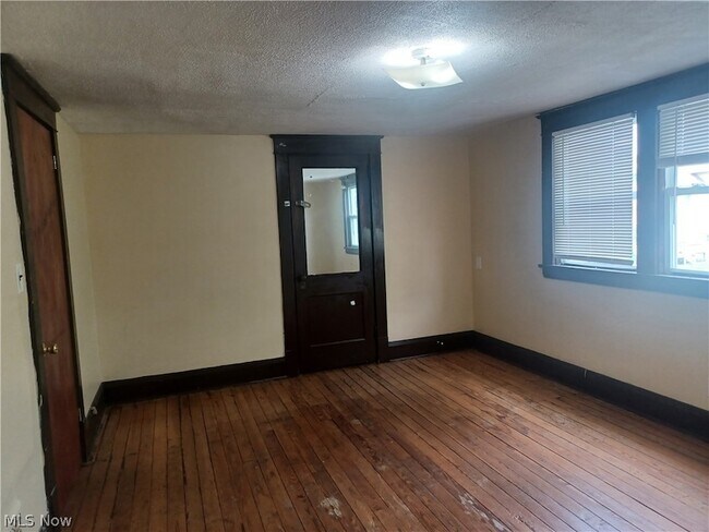 Building Photo - 50 N Hazelwood Ave