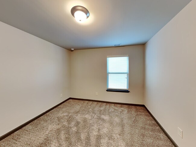 Building Photo - 658 Sweet Ashley Way