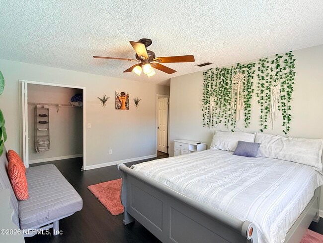 Building Photo - 7748 Pepper Cir E