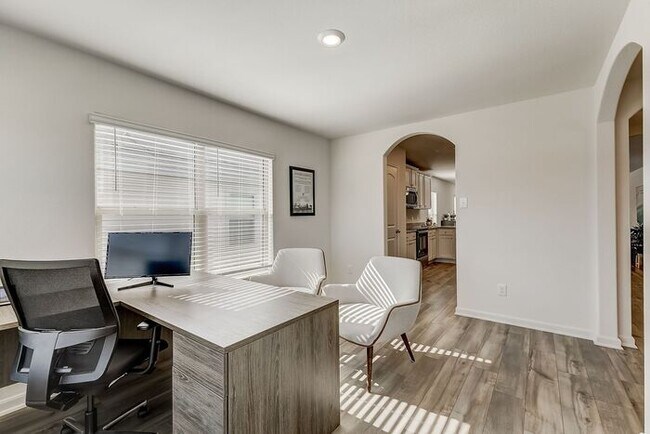 Building Photo - 417 Abram Ave