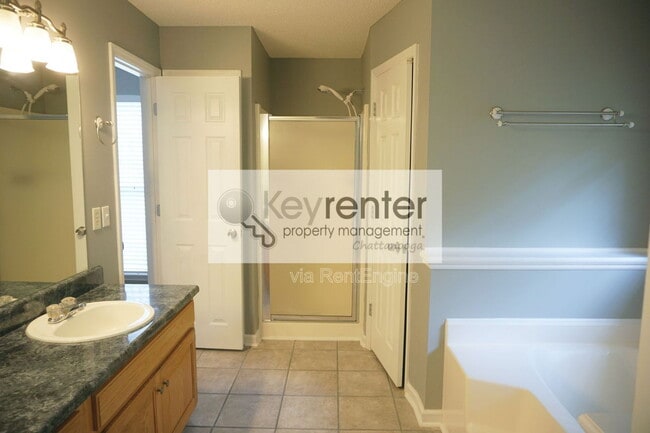 Building Photo - 510 Cloudview Ln