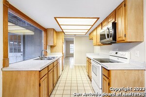 Building Photo - 8138 Raritan St