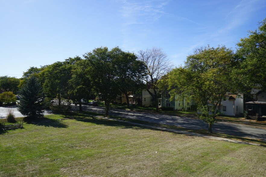 VIEW FROM DECK - 409 Hill St