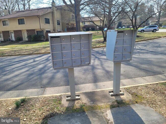 Building Photo - 5674 Oak Tanager Ct