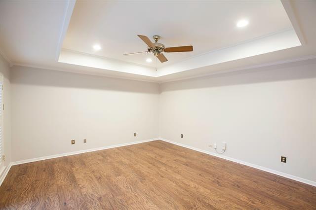 Building Photo - 16114 Shadybank Dr