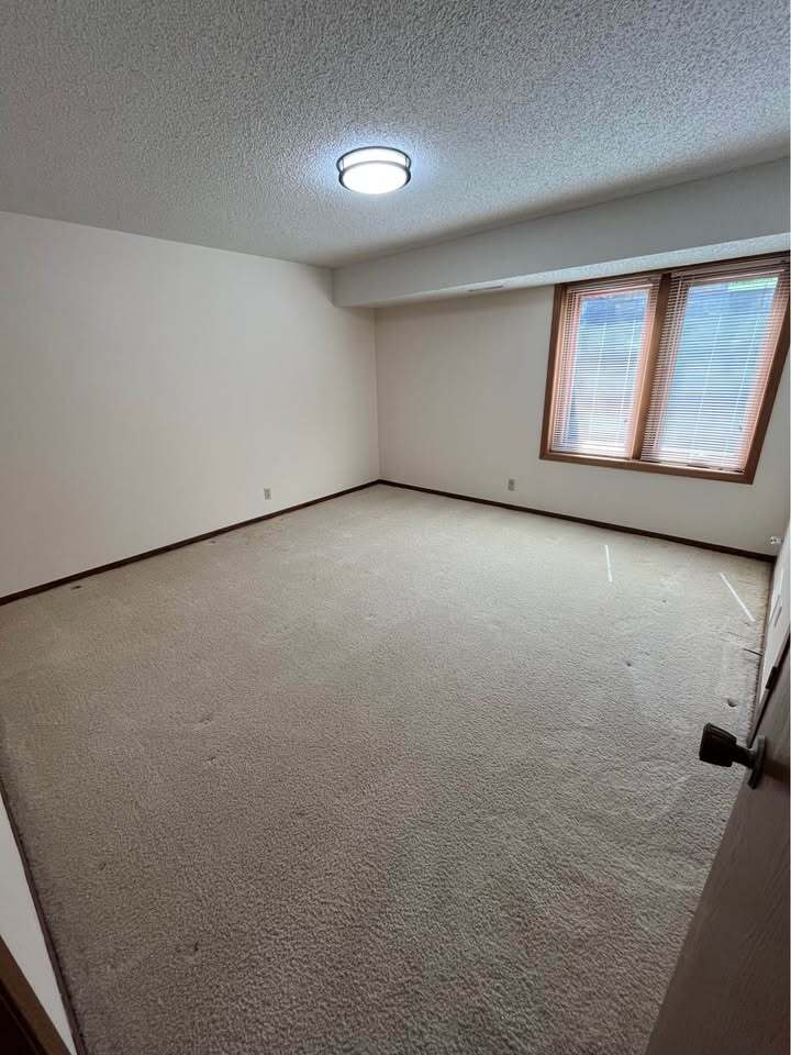 Building Photo - 1826 Normandy Ln