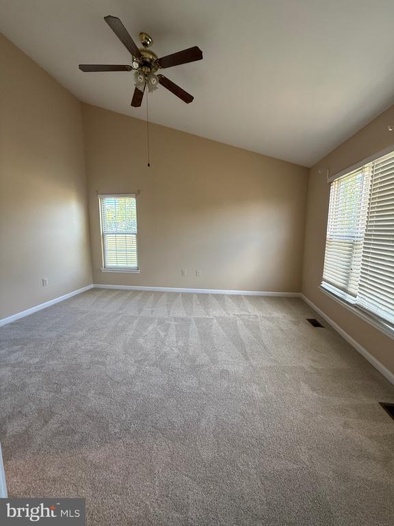 Building Photo - 12700 Nettlecreek Pl
