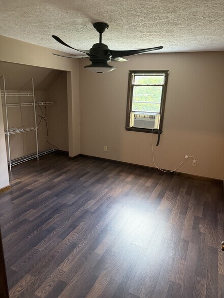 Building Photo - 6683 Garlough Rd