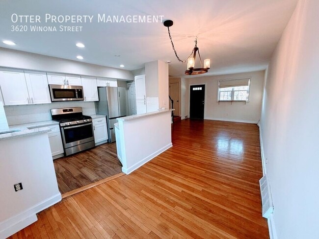 Building Photo - 3620 Winona St