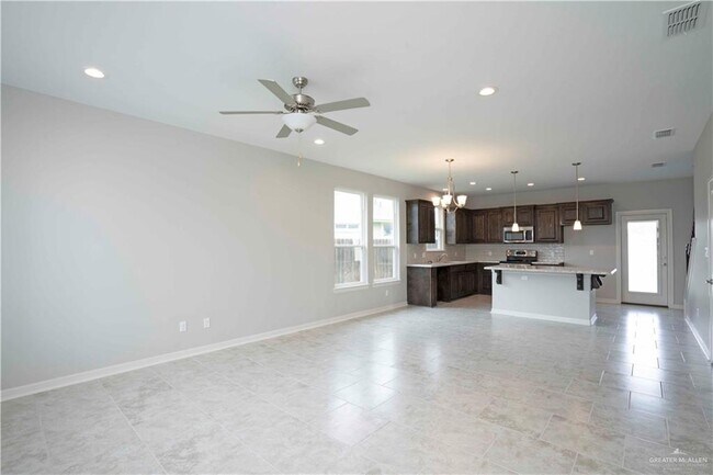 Building Photo - 26 Escondido Pass