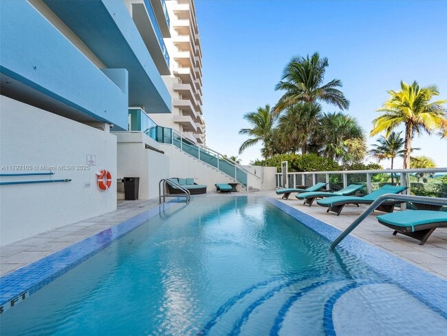 Building Photo - 9172 Collins Ave