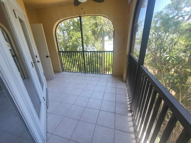 Building Photo - 2431 Vista Cove Rd