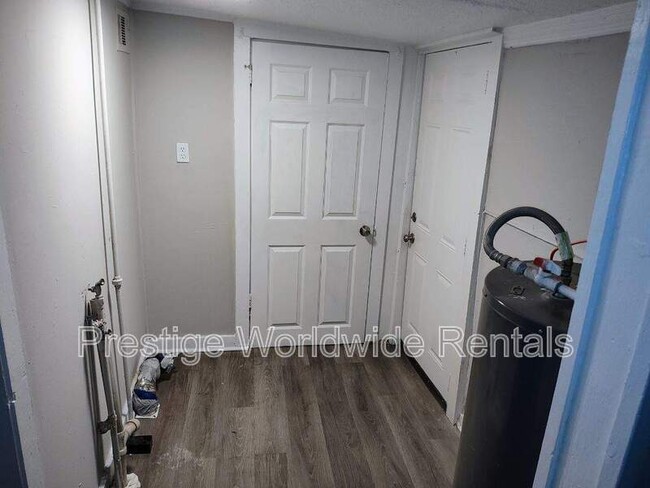 Building Photo - 3602 Youmans St