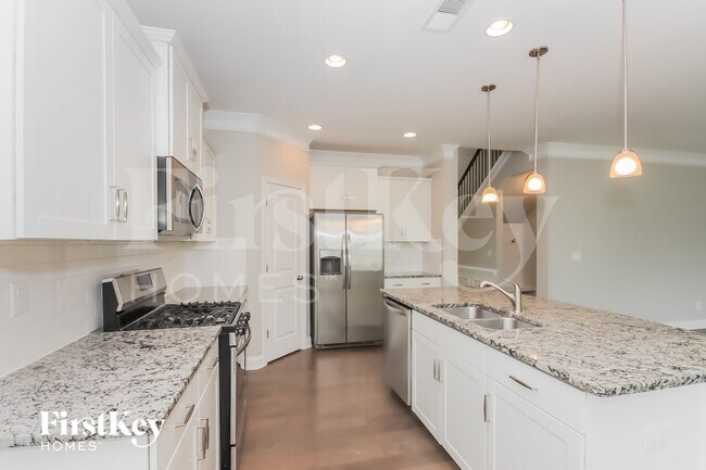 Building Photo - 3961 Norman View Dr