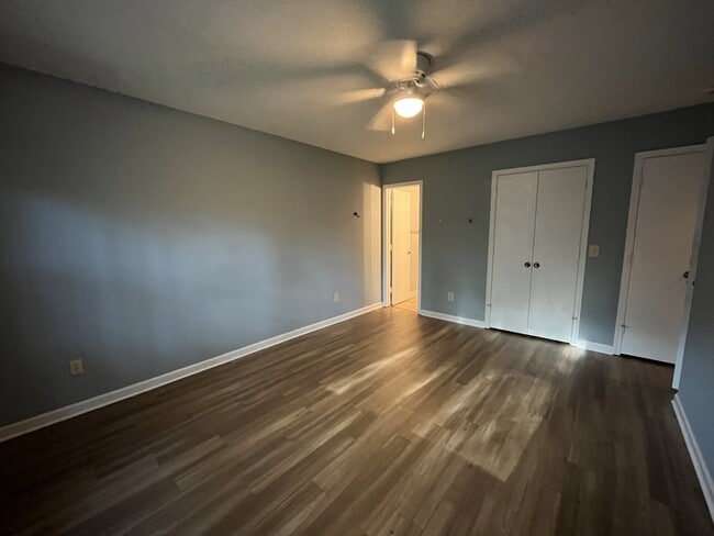 Building Photo - 12 Poppy Trail