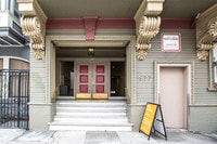 Building Photo - 977 Pine