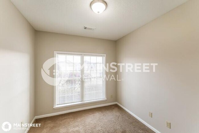 Building Photo - 5024 EASTON LN, NORTHPORT, AL 35475