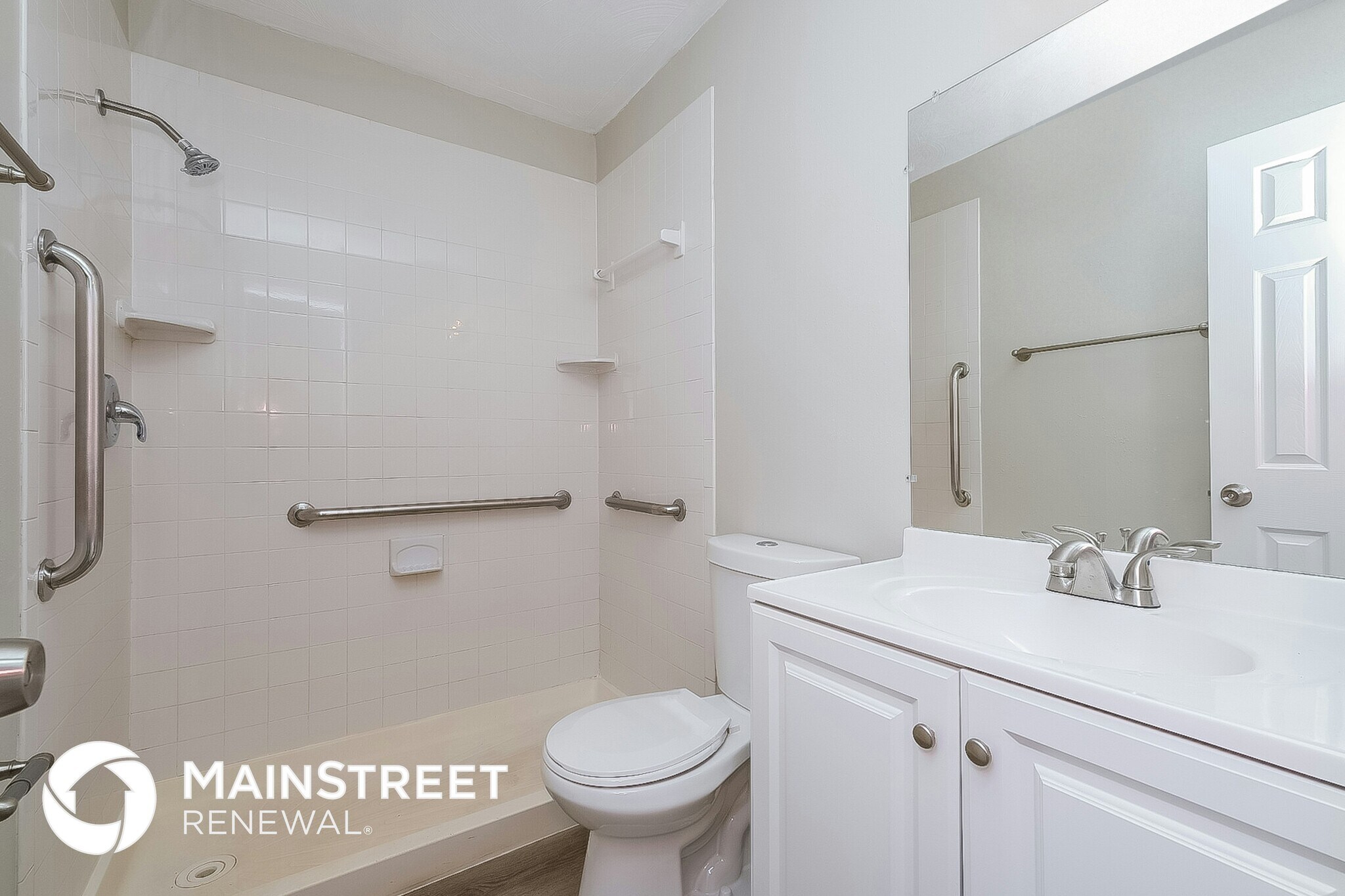 Building Photo - 2141 23rd St SW