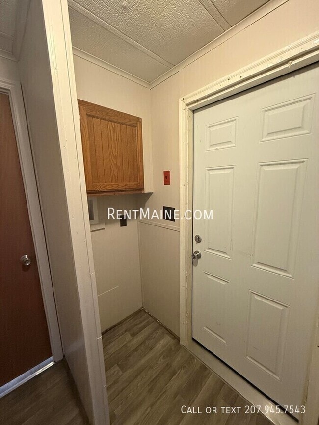 Building Photo - 81 Sweet Fern Dr