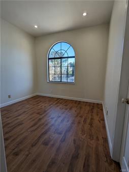 Building Photo - 42057 Parkmont Dr