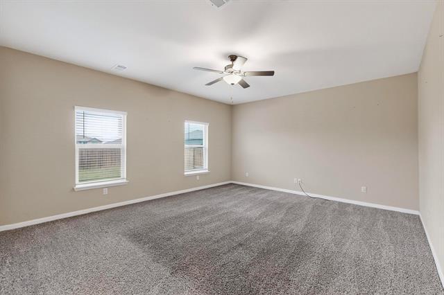 Building Photo - 305 Honeysuckle Ln