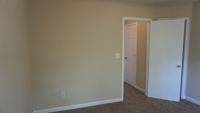 Building Photo - SUPER ADORABLE 2-Story, 2 Bedroom / 2.5 Bathroom Townhome!