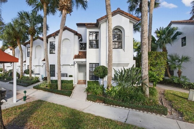 Building Photo - 2320 Treasure Isle Dr