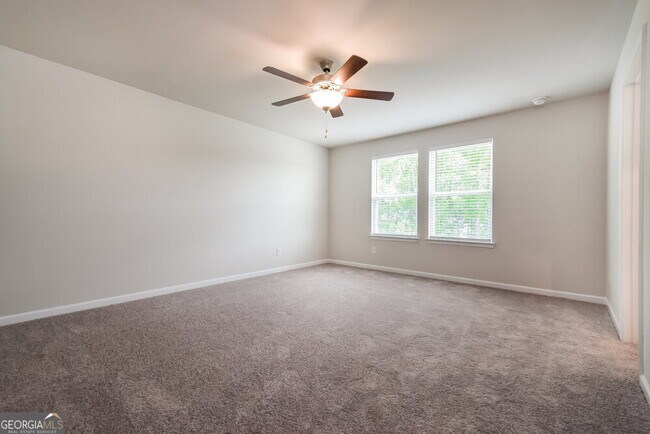 Building Photo - 150 Longleaf St