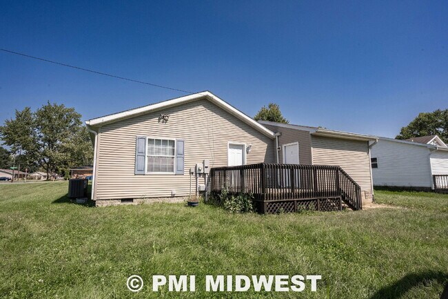 Building Photo - "Charming 4-Bedroom Home with 2 Full Baths in Arcadia – Your Spacious Retreat Awaits!"