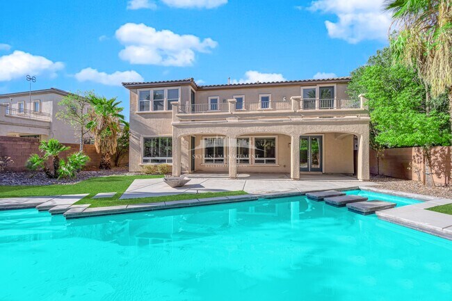 Building Photo - 8445 Cambrils Ave