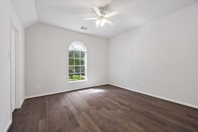 Building Photo - 3214 Trotwood Ln