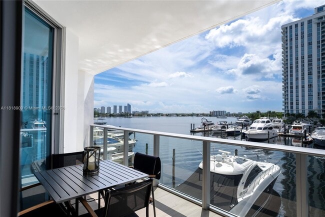 Building Photo - 17301 Biscayne Blvd