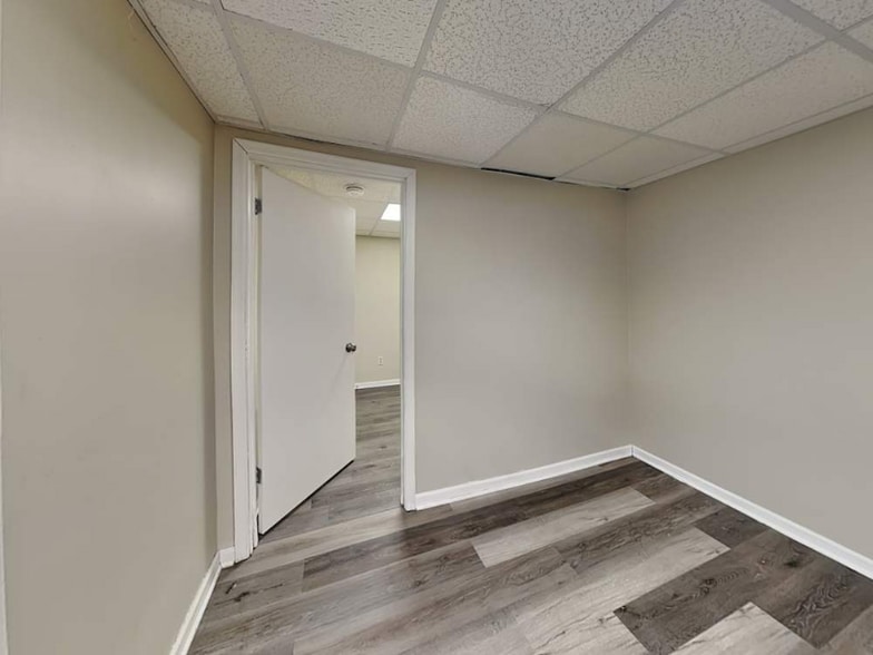 Building Photo - 5701 80th Ave N