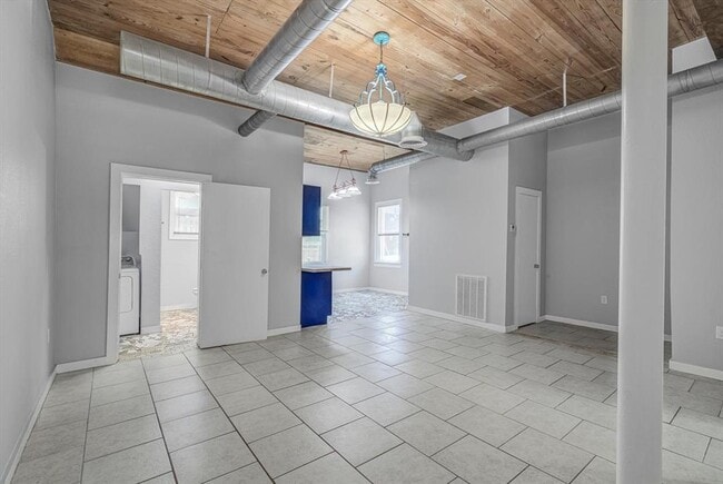 Building Photo - 1827 Avenue O