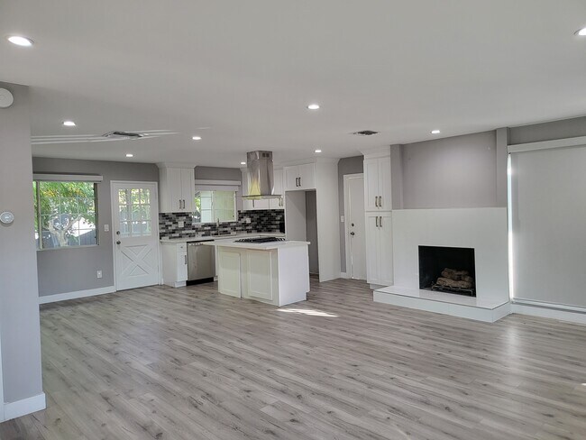 Building Photo - 19221 Napa St