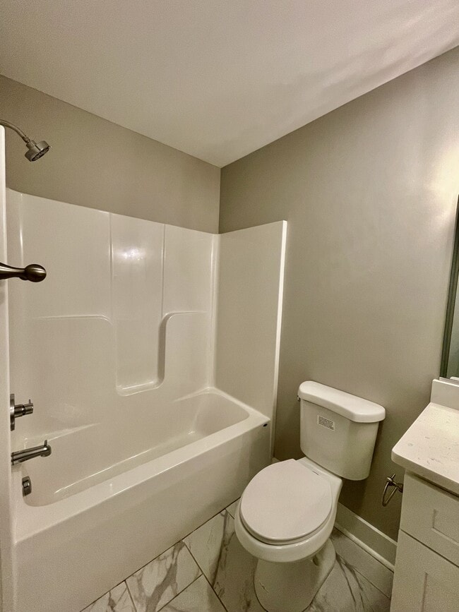 Building Photo - 55 Zentry Pl