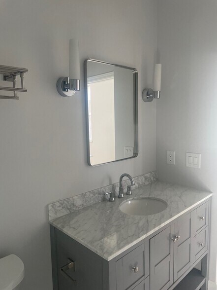 48'inch Marble Vanity - 216 Findlay St