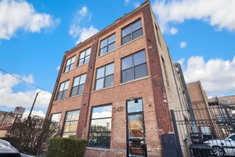 Building Photo - 2419 W 14th St