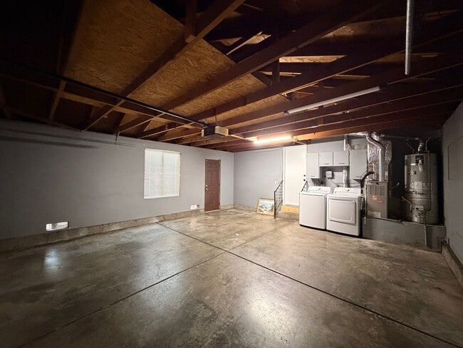 Building Photo - 5929 Mabie Ct