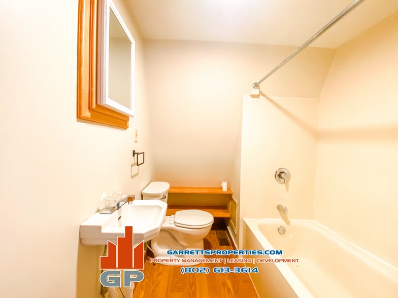 Building Photo - 140 W Hill Rd