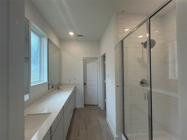 Building Photo - 29022 Bison Hvn Dr