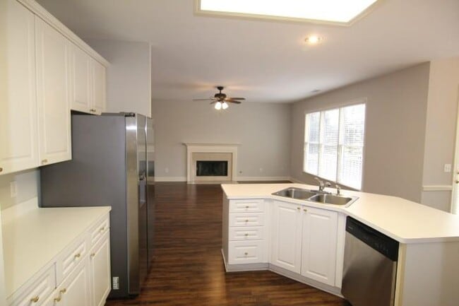 Building Photo - 1140 Graystone Crossing