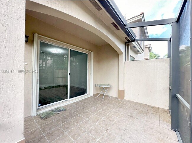Building Photo - 202 Riverwalk Cir