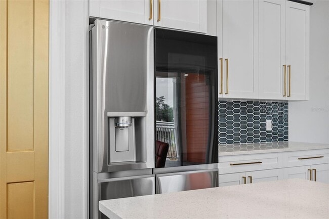 Building Photo - 8605 Inwood Dr