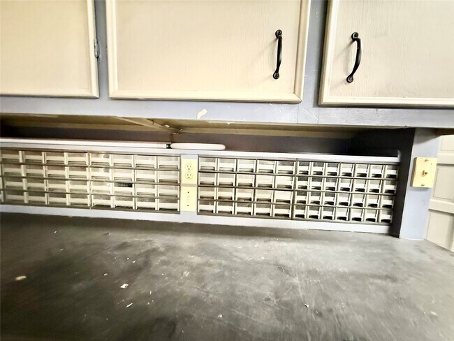 Building Photo - 5231 Alamosa Ln