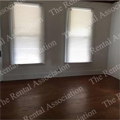 Building Photo - 214 S Bonner St