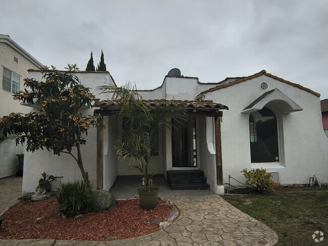 Building Photo - 2330 Hauser Blvd