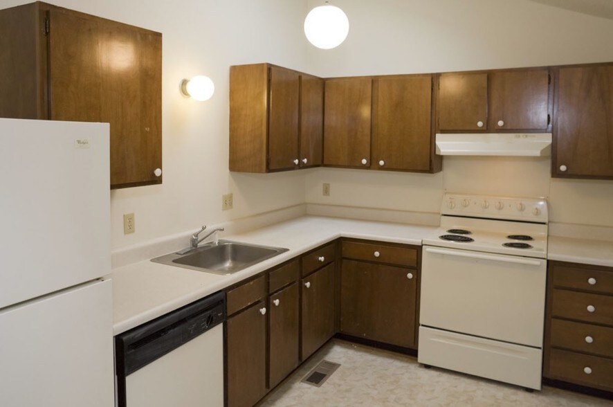 Building Photo - Calico Farms